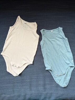 MORI Ribbed One-Piece Bodysuit Set — Cream & Light Blue
